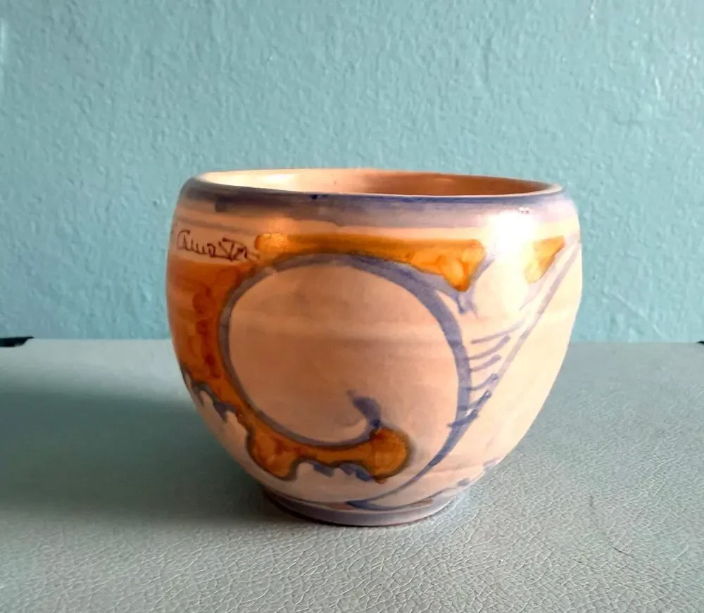 Italian Handpainted Majolica Signed Studio Pottery Cup Vase Blue Orange Wave